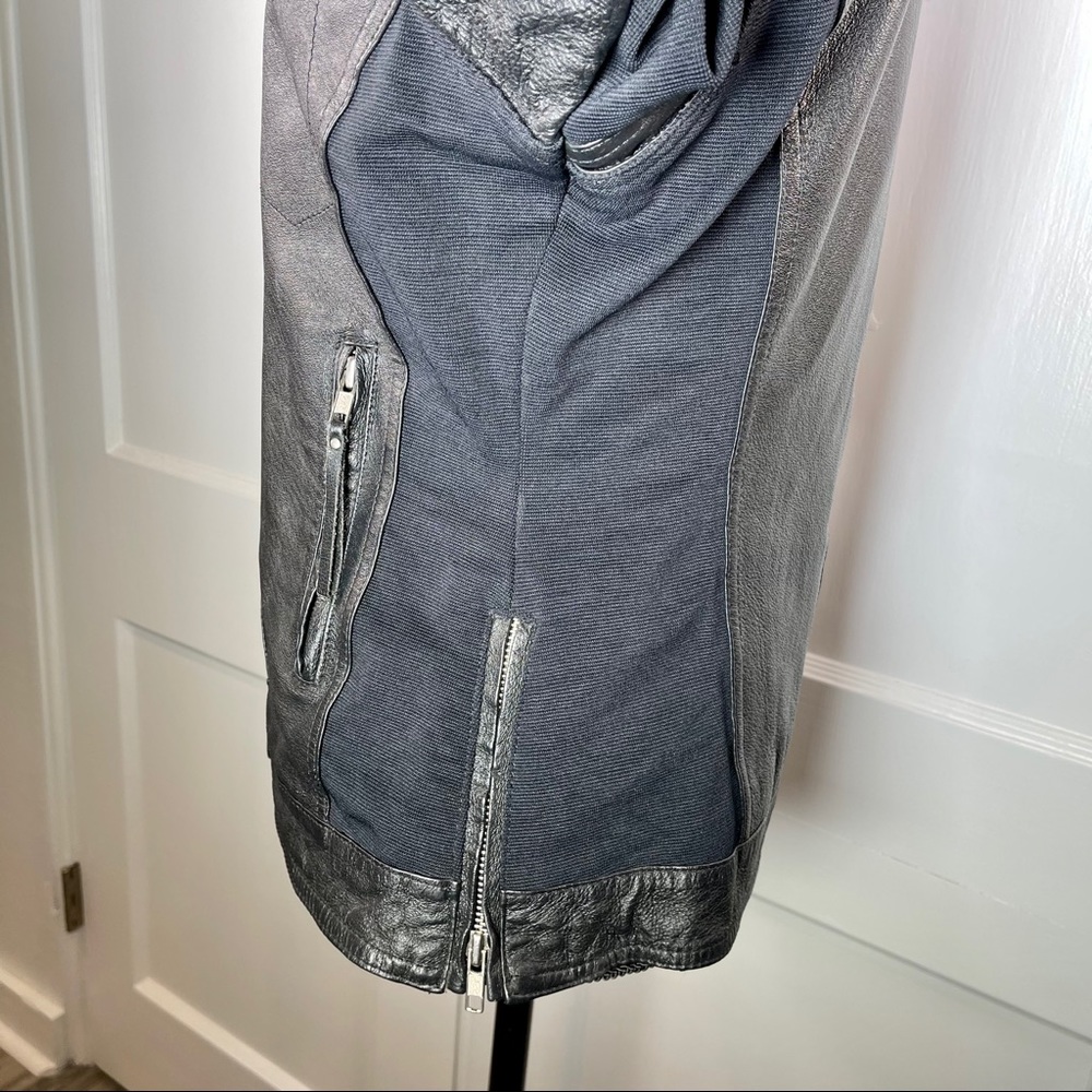 Harley Davidson Leather Jacket - Picture 10 of 14